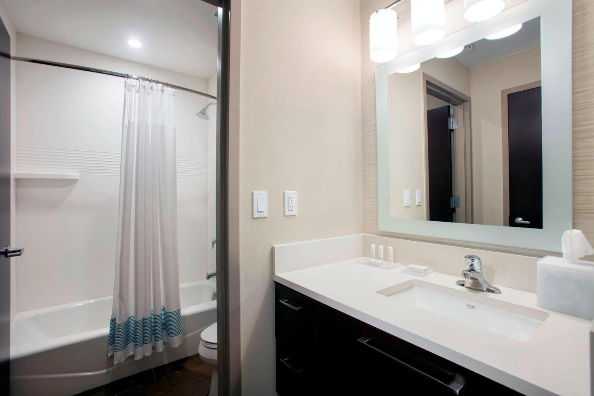 Towneplace Suites By Marriott Miami Homestead Bagian luar foto