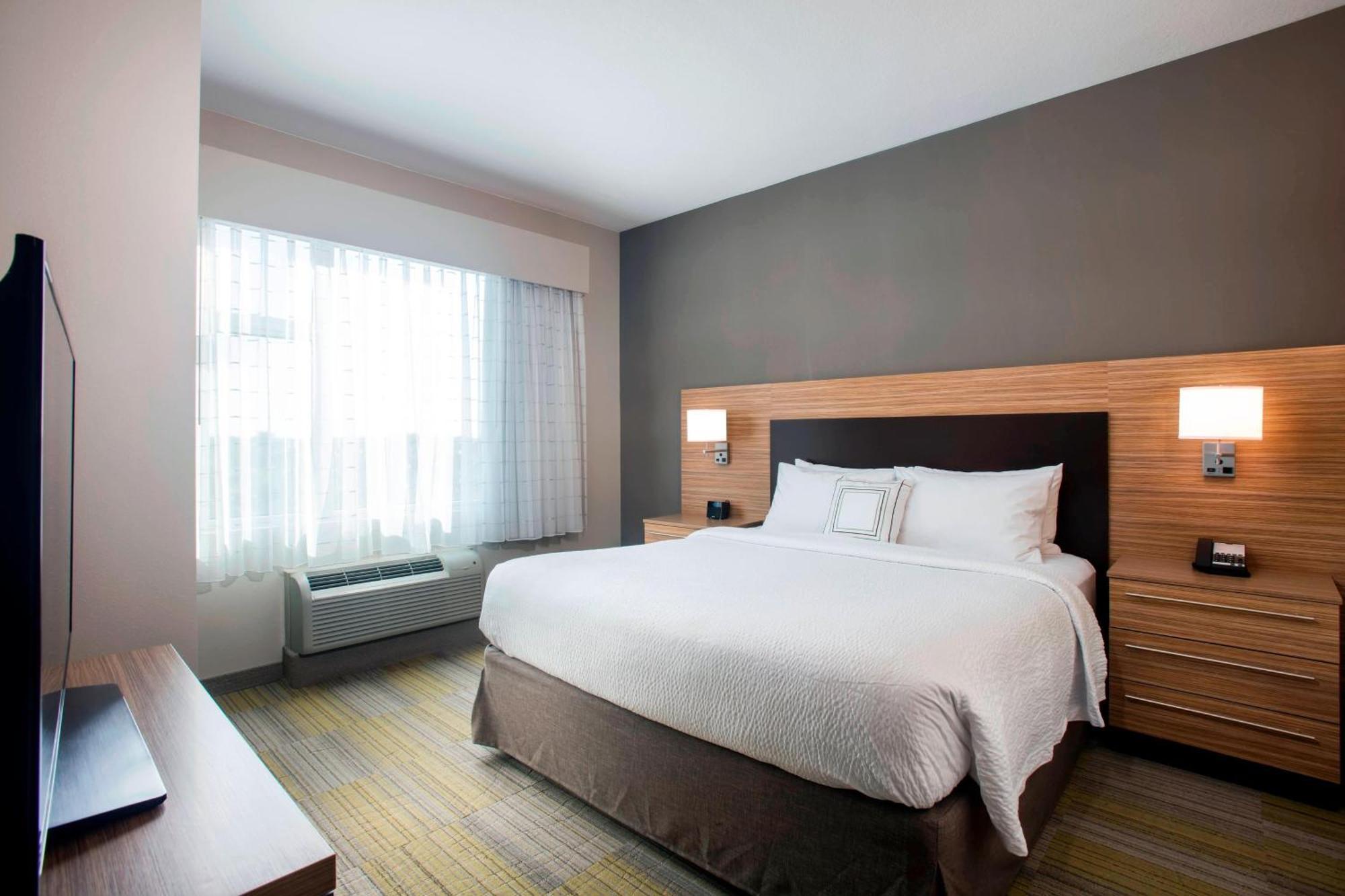 Towneplace Suites By Marriott Miami Homestead Bagian luar foto